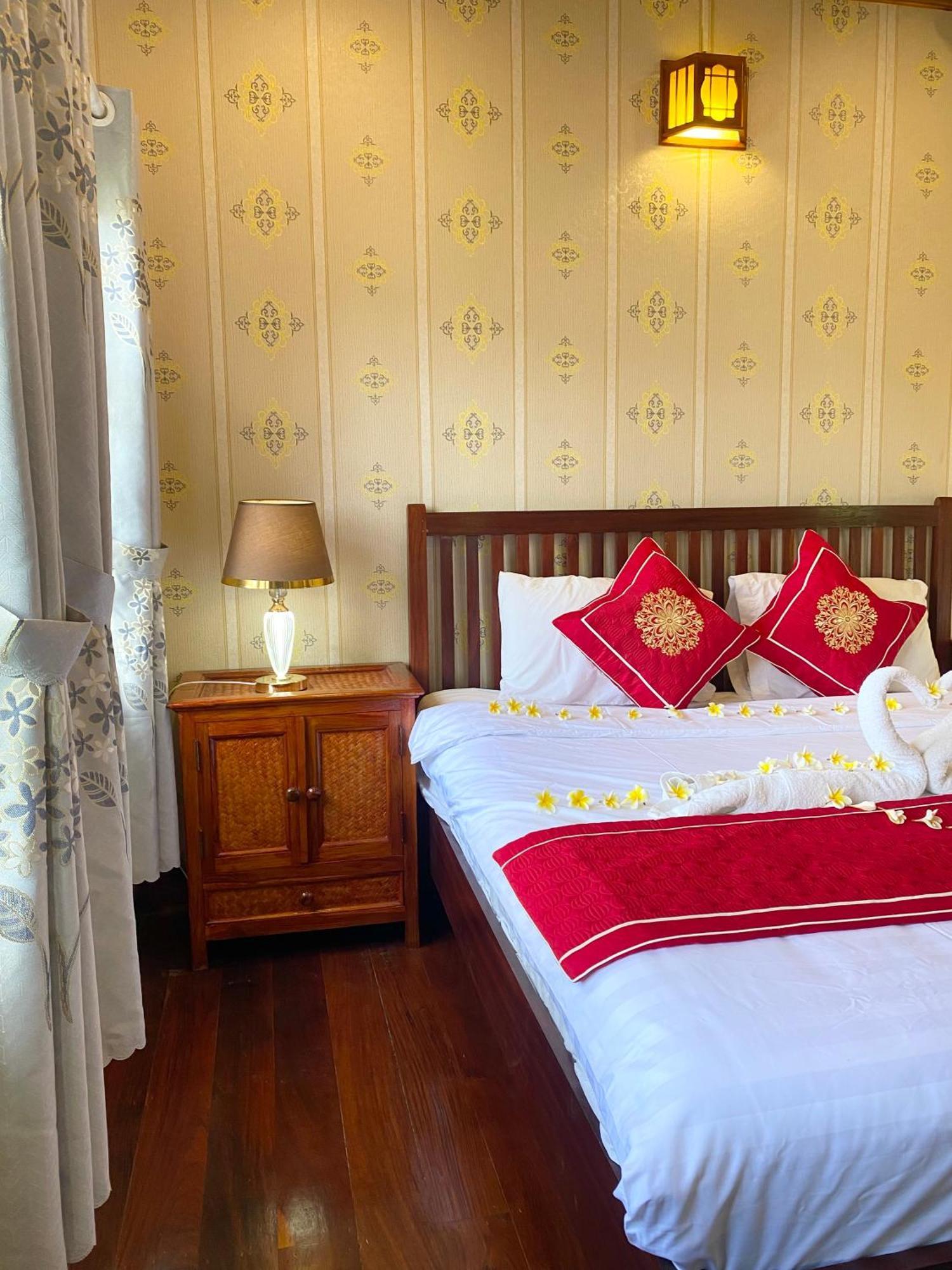 Golden Sun Boutique Hotel Luang Prabang Extérieur photo