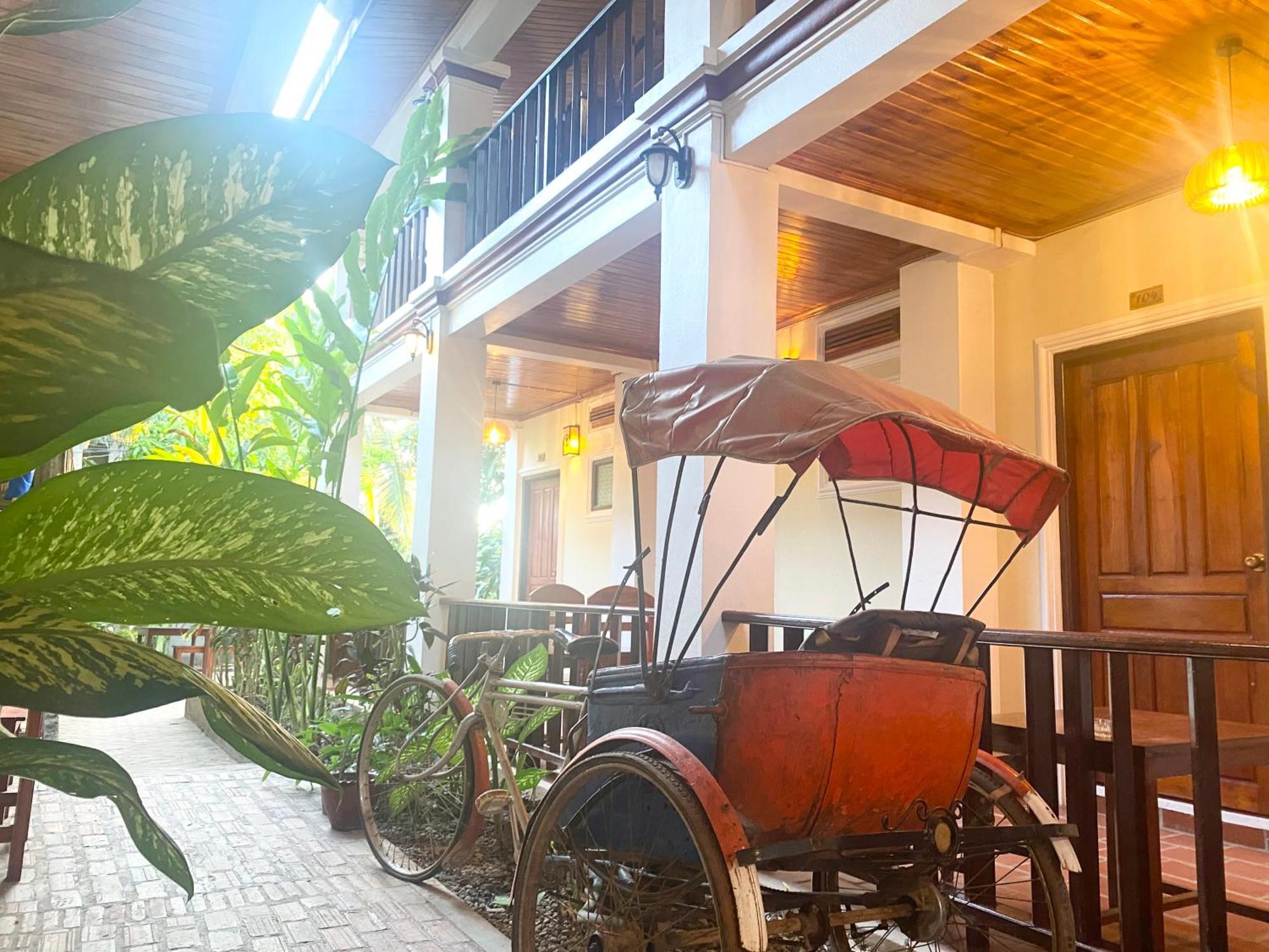 Golden Sun Boutique Hotel Luang Prabang Extérieur photo