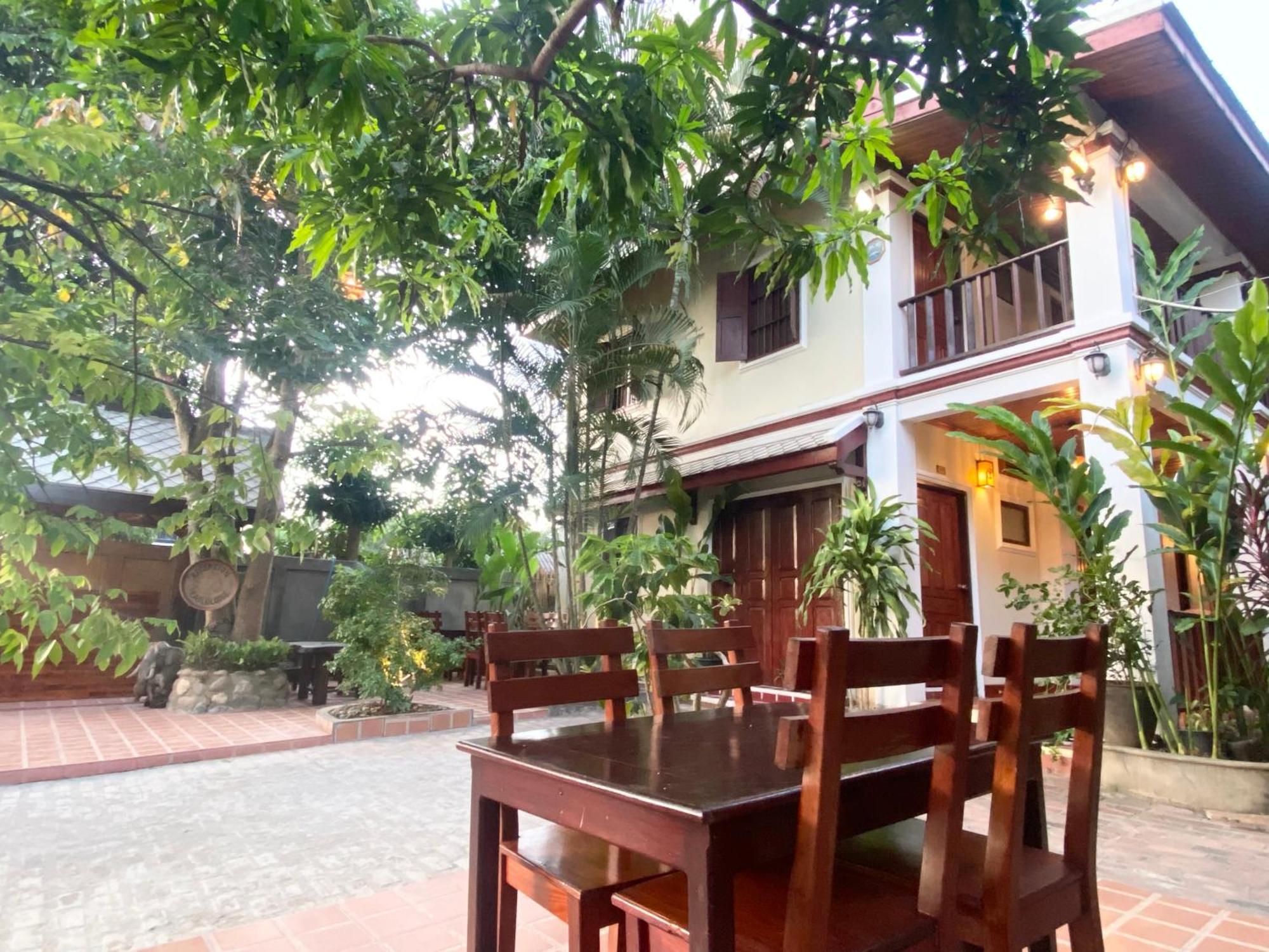 Golden Sun Boutique Hotel Luang Prabang Extérieur photo