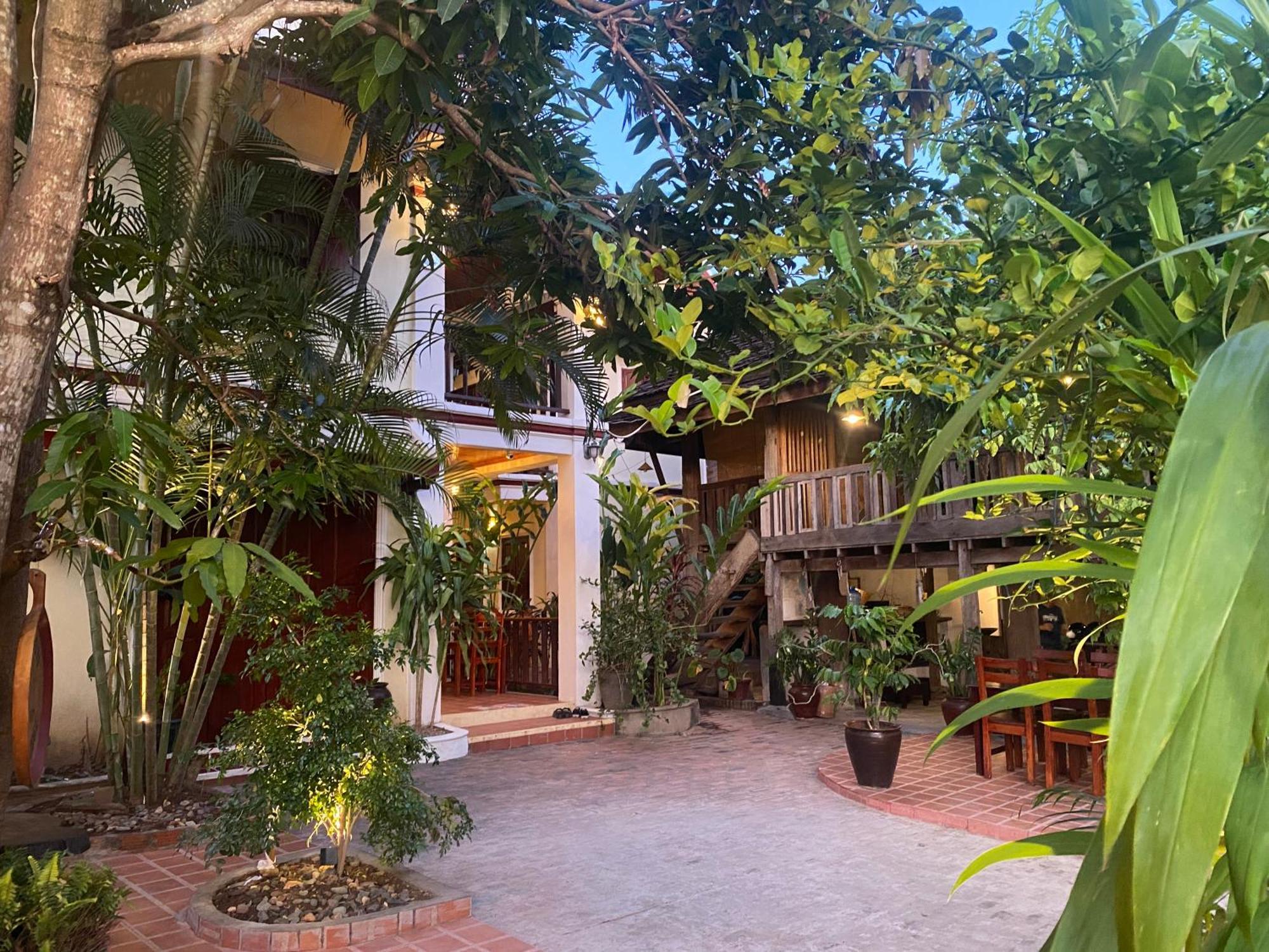Golden Sun Boutique Hotel Luang Prabang Extérieur photo