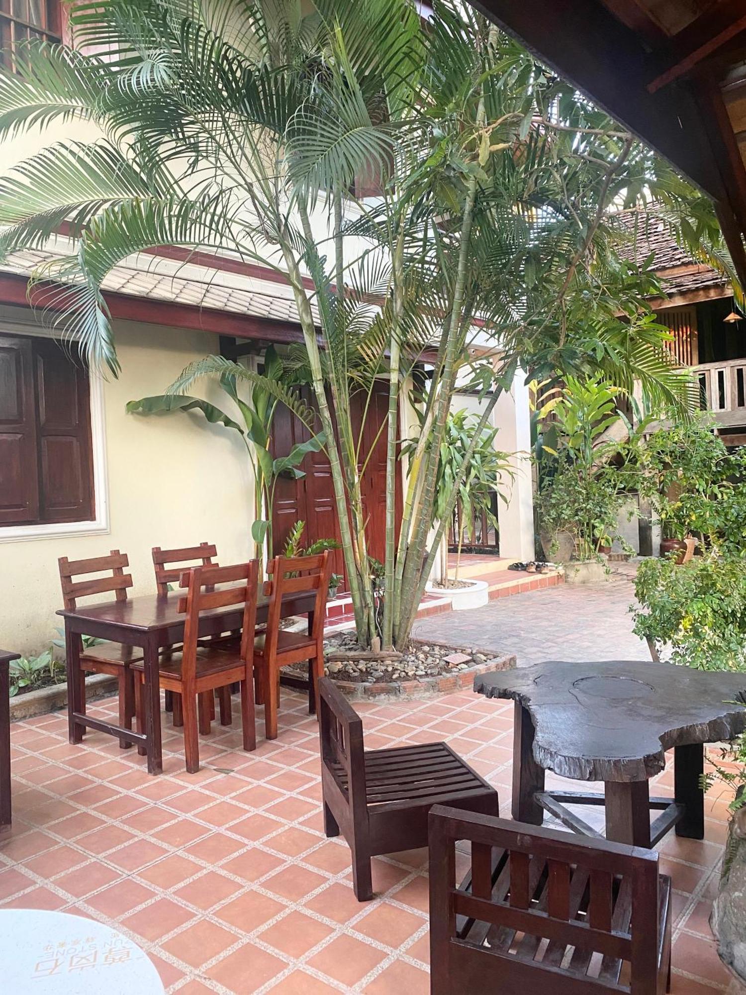 Golden Sun Boutique Hotel Luang Prabang Extérieur photo