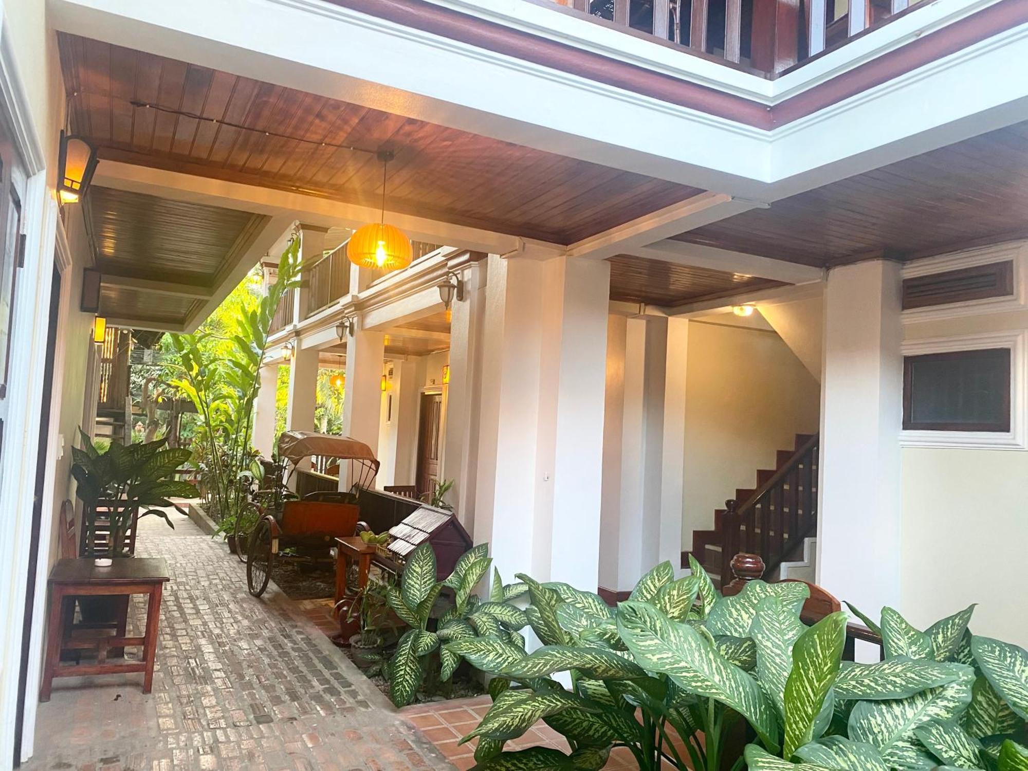 Golden Sun Boutique Hotel Luang Prabang Extérieur photo