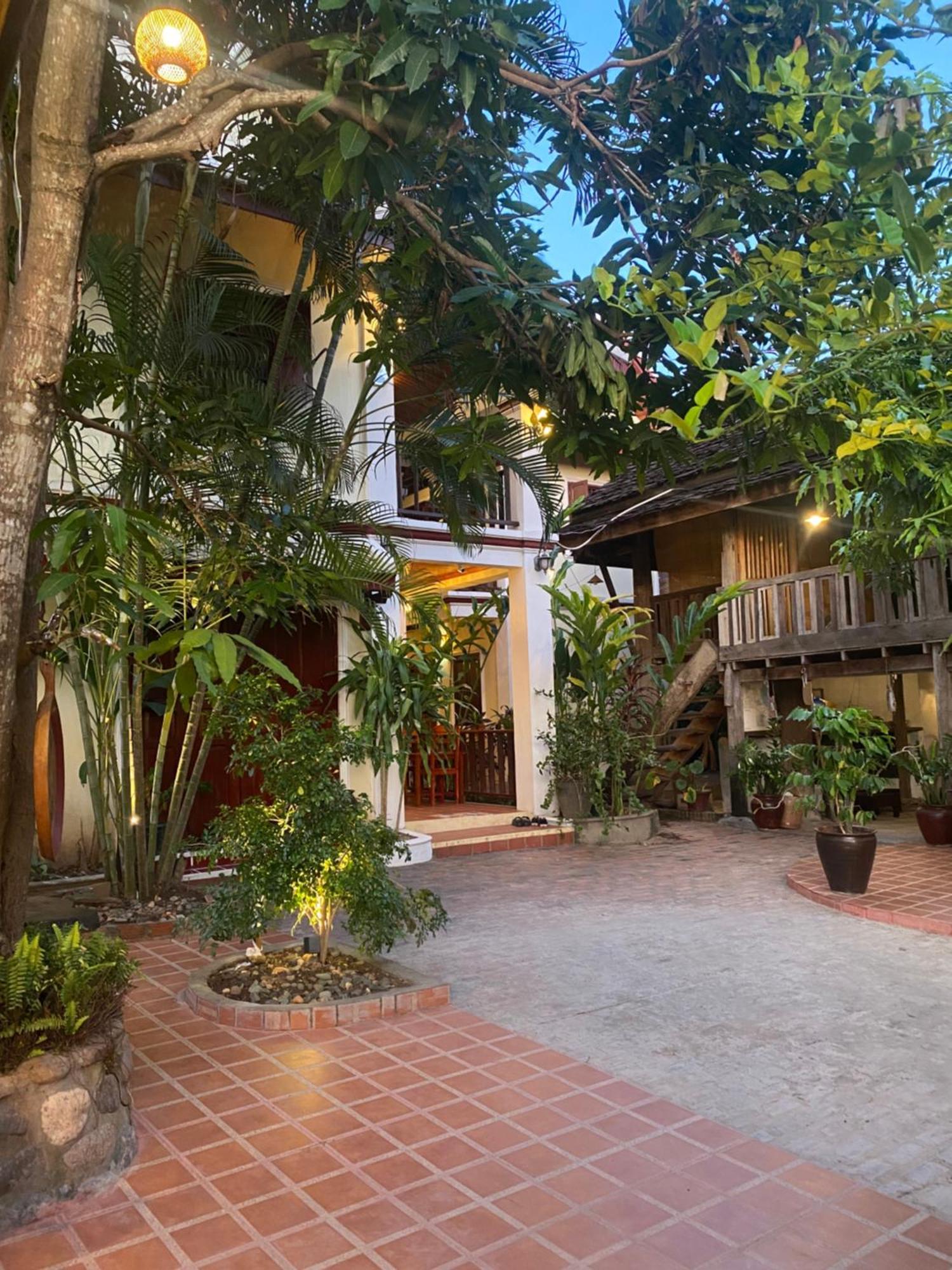 Golden Sun Boutique Hotel Luang Prabang Extérieur photo