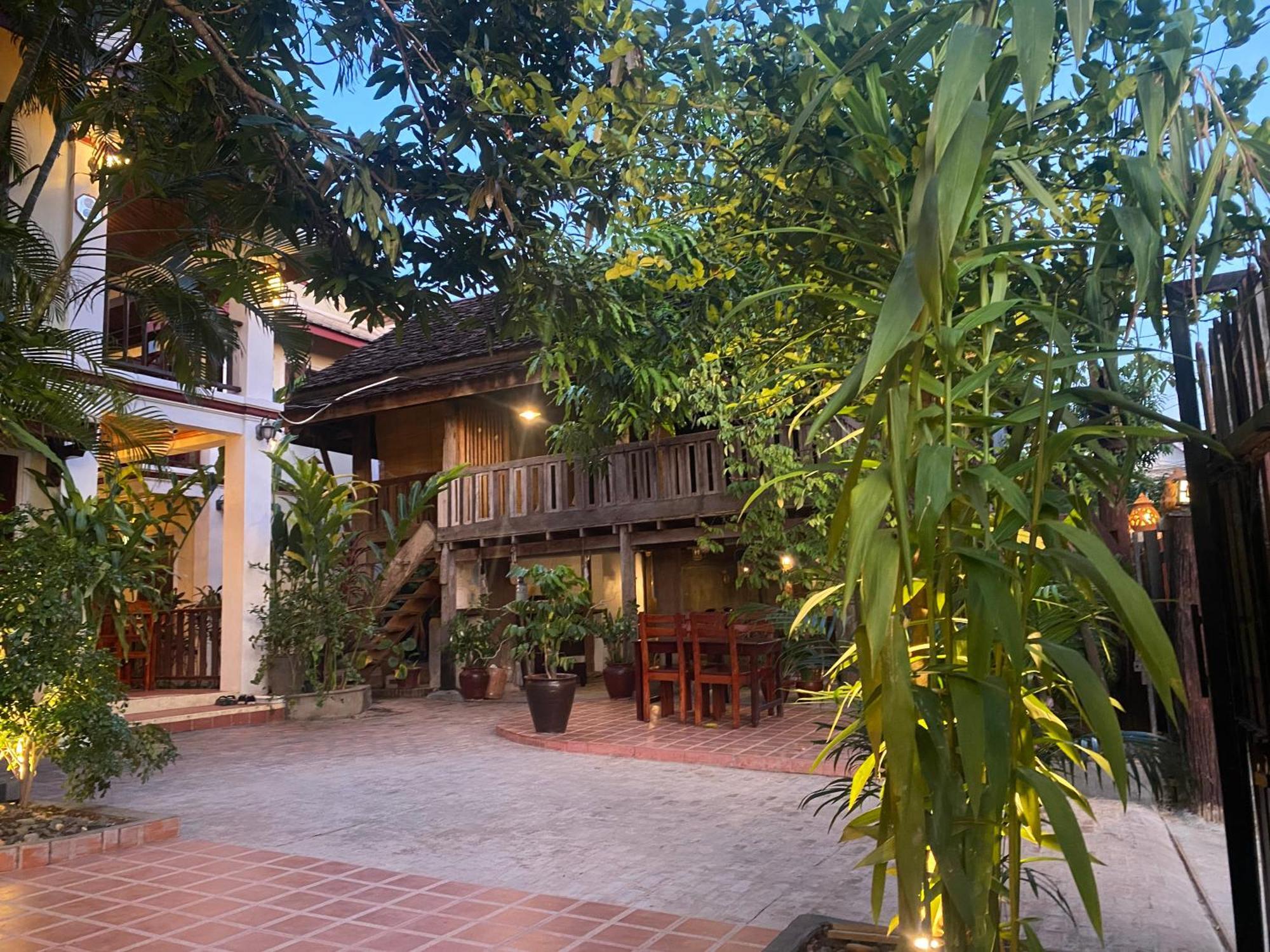Golden Sun Boutique Hotel Luang Prabang Extérieur photo